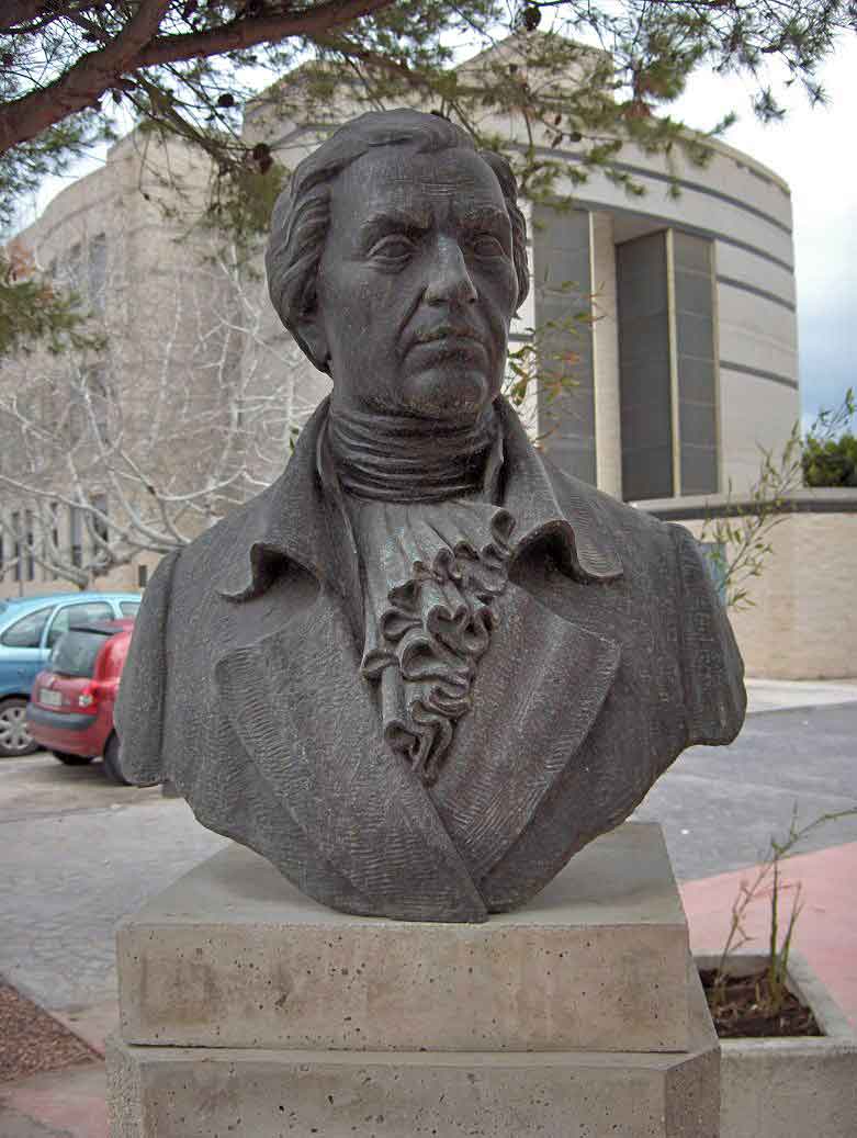 Busto de Francisco Javier Balmis. Fuente: es.wikipedia.org