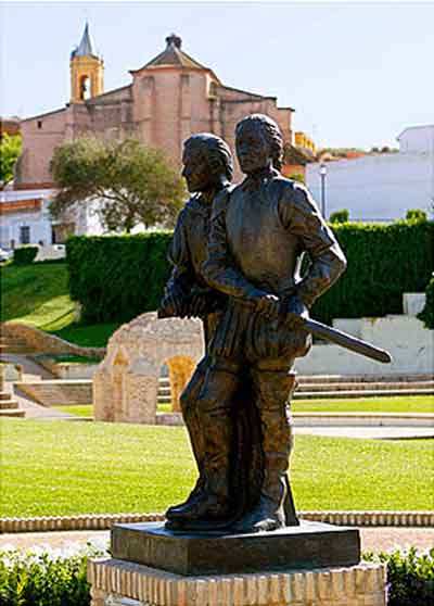 Estatua a los Hermanos Pinzón en Palos de la Frontera. Fuente:es.wikipedia.org
