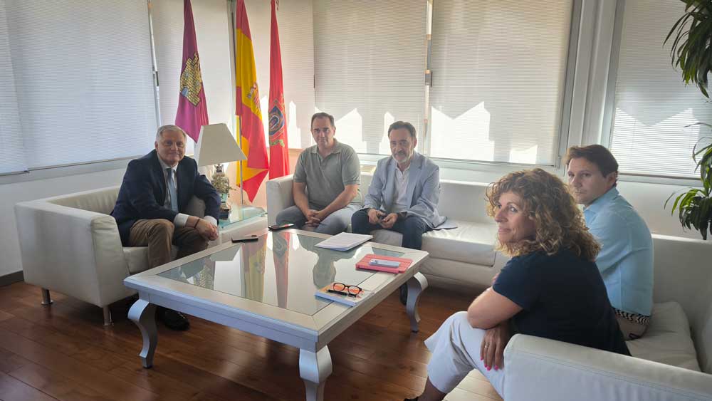 Reunión-Arquitectos-Técnicos-(002)