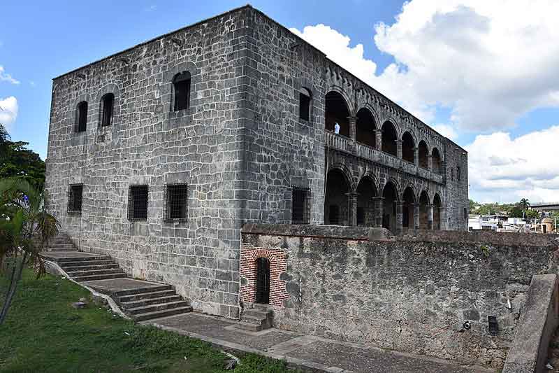 “Alcazar de Colón” en Santo Domingo. Fuente: es.wikipedia.org