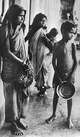 “Honger in West Bengalen”. Fuente: es.wikipedia.org