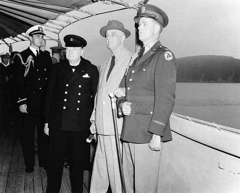 Churchill y Roosevelt. Fuente: es.wikipedia.org