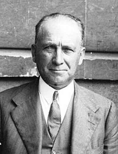 Largo Caballero en 1927. Fuente: es.wikipedia.org