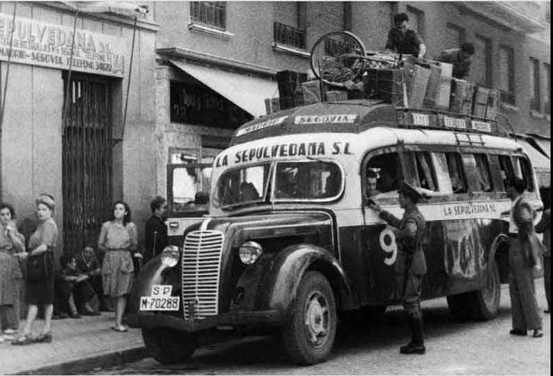 Autobús de la Sepulvedana en Madrid (1950). Fuente: urech.aminus3.com