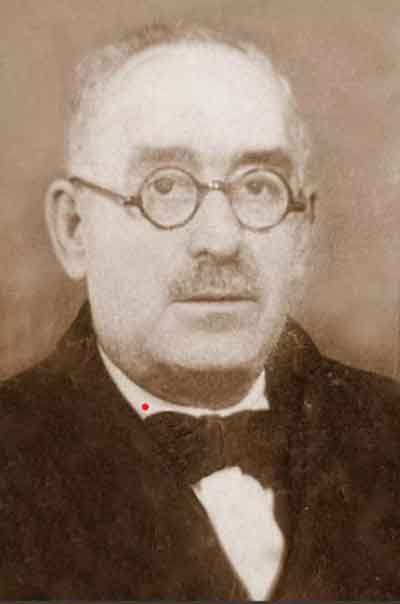 Don Francisco Maeso. Fuente: es.slideshare.net/slideshow/presentacin-de-la-exposicin-lcaldes-de-manzanares-18682015/74340036