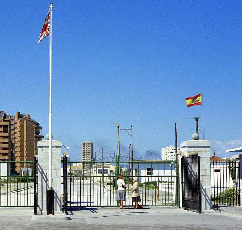 La verja cerrada en 1977. Fuente: es.wikipedia.org