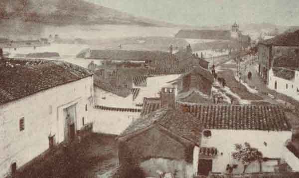 Fuente: puertolapiceturismo.es