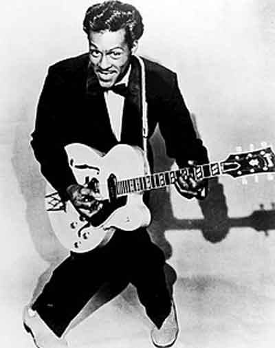 Chuc Berry en 1957. Fuente: es.wikipedia.org