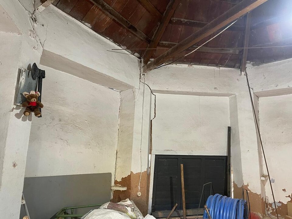 Interior del quiosco antes de demolerlo