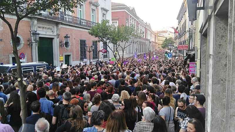 Concentración en Madrid en contra de la sentencia. Fuente: es.wikipedia.org