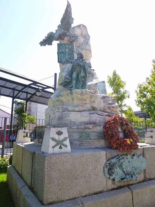 Monumento al 2 de mayo de 1808 en Móstoles. Fuente: es.wikipedia.org